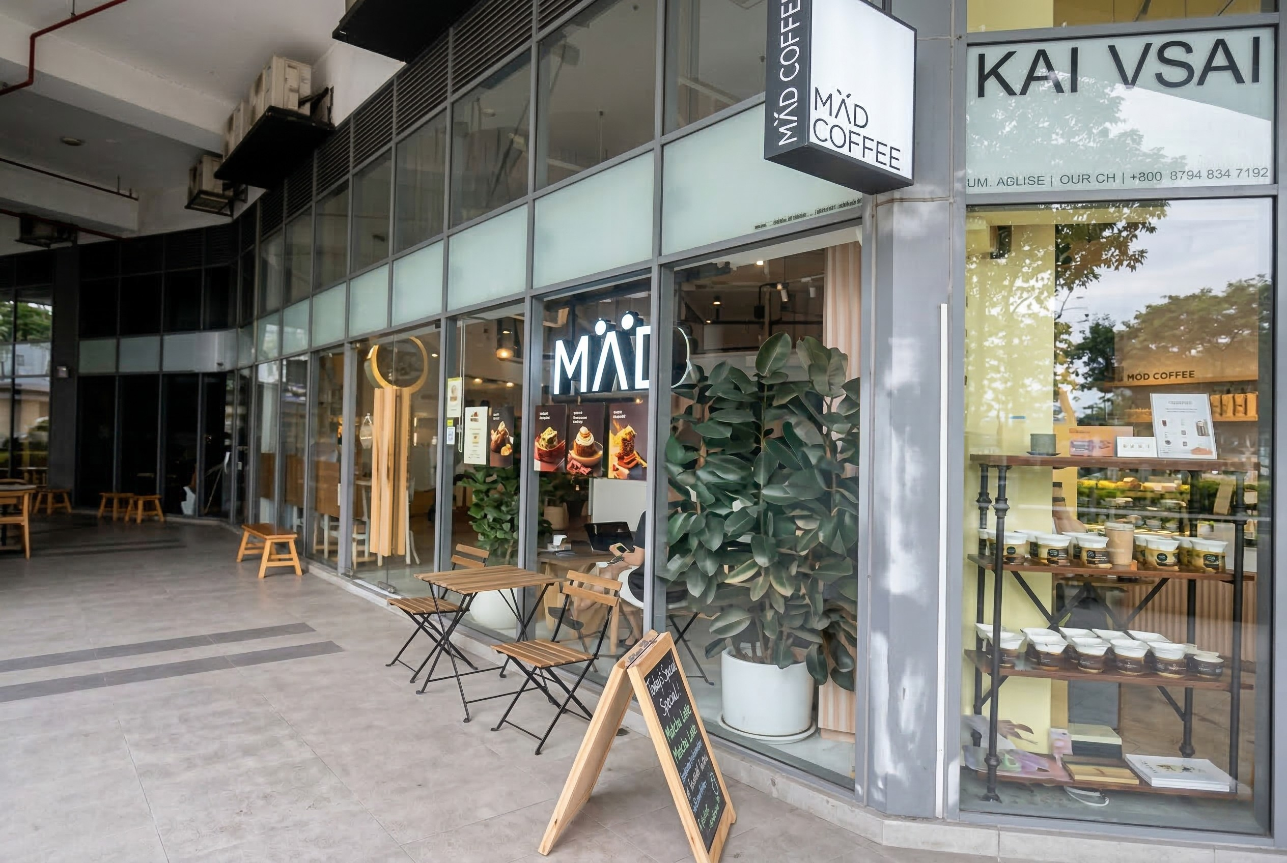 Buy 1 Free 1 Coffee at Mad Coffee